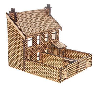 HS015 Low Relief  Rear Victorian Double Bay Window Houses OO Gauge Laser Cut